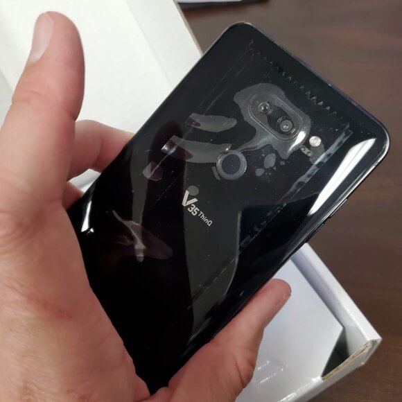 LG V35 ThinQ 64GB Black, Unlocked. In good condition !!! - Picture 2 of 9
